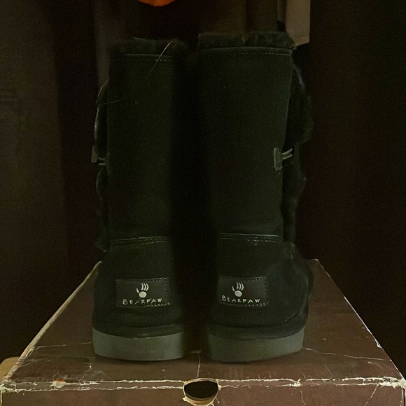 BearPaw Victorian Black Boots - Picture 4 of 5